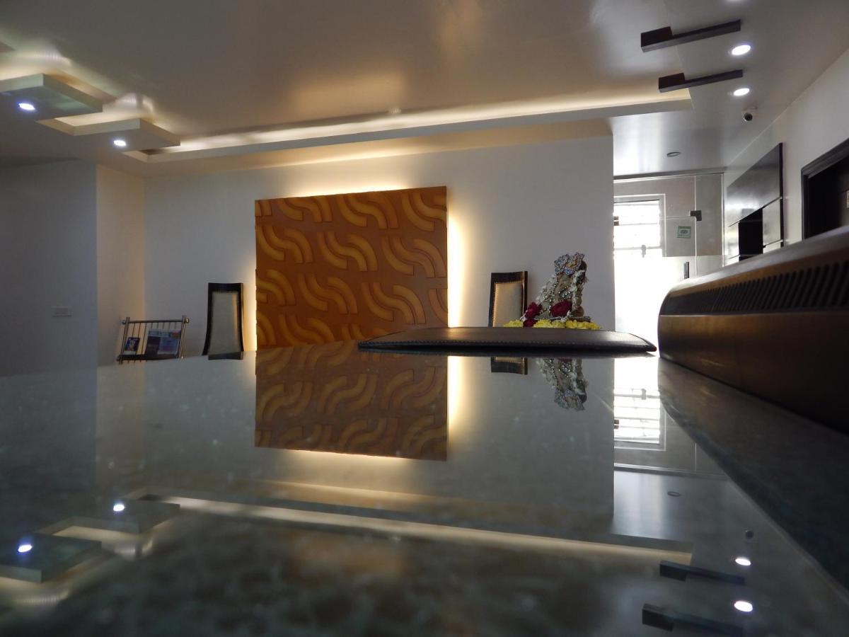 Hotel The Marque Mathura Ngoại thất bức ảnh